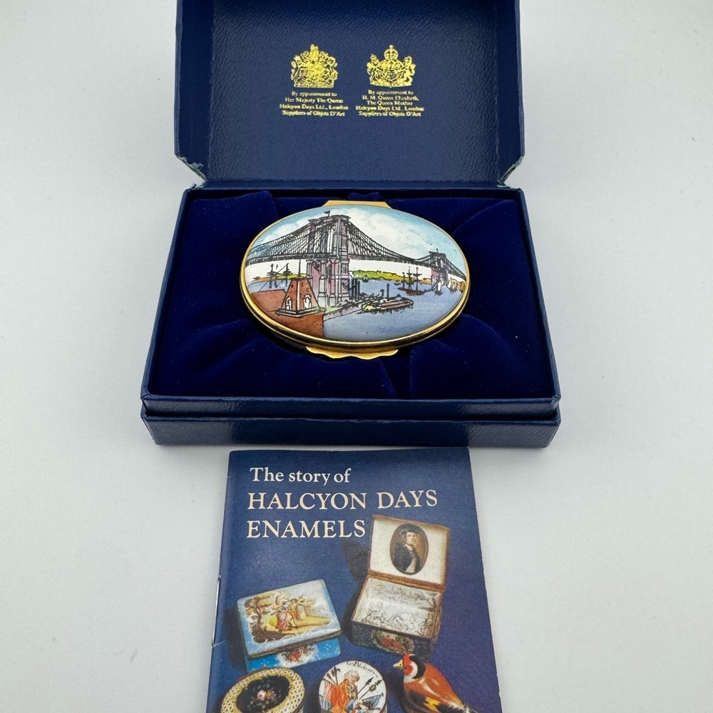 RARE Tiffany Designed Halcyon Enamel Box of the Brooklyn Bridge Centennial NIB - Picture 2 of 11
